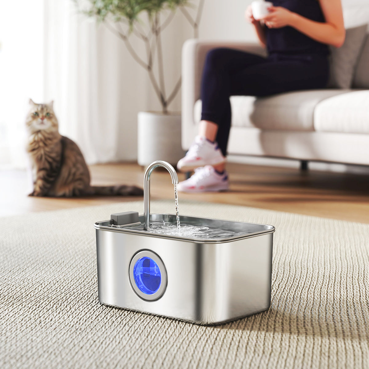 Cat water fountain with visible water level window